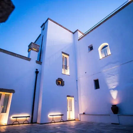Corte Di Bonifacio Typical Bed And Breakfast Casarano Exterior foto