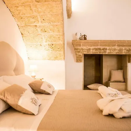 Corte Di Bonifacio Typical Bed And Breakfast Casarano Exterior foto