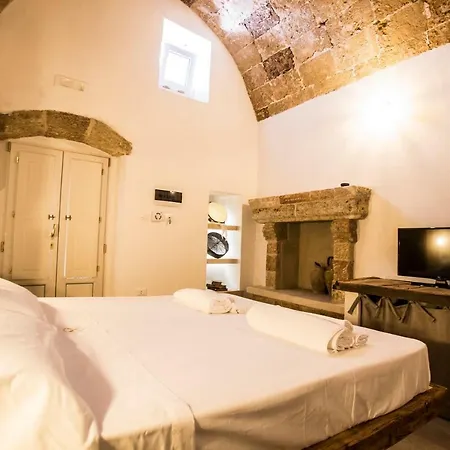 Corte Di Bonifacio Typical Bed And Breakfast Casarano Exterior foto