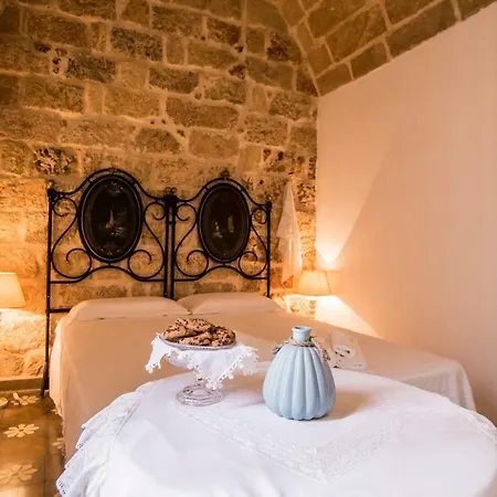 Corte Di Bonifacio Typical Bed And Breakfast Casarano Exterior foto