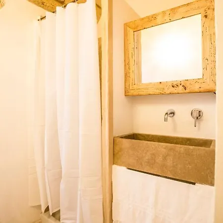 Corte Di Bonifacio Typical Bed And Breakfast Casarano Exterior foto